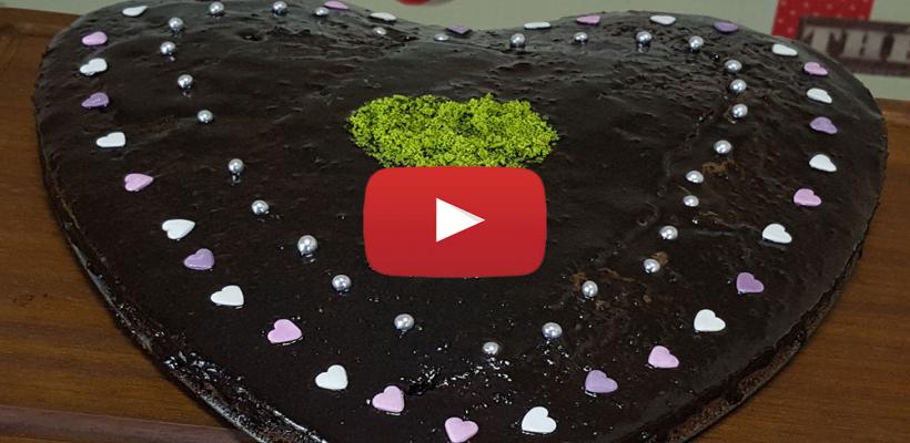 2 Yumurtalı Islak Kek Tarifi ve Malzemeleri