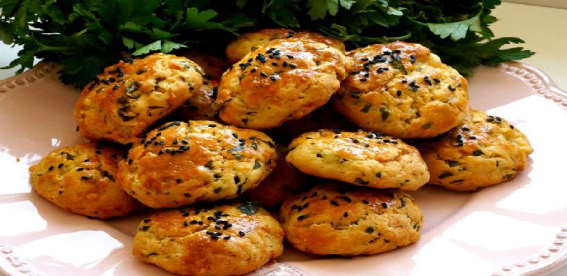 Ağızda Dağılan Poğaça Tarifi ve Malzemeleri