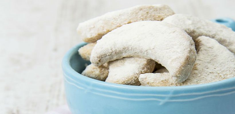 8 Kişilik Bademli Kavala Kurabiyesi Tarifi ve Malzemeleri