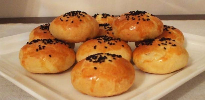 8 Kişilik Çökelekli Poğaça Tarifi Tarifi ve Malzemeleri