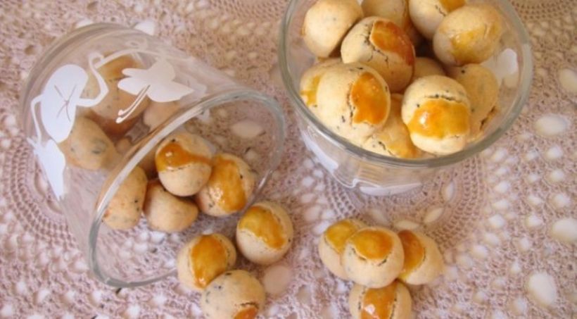 Çörekotlu Minik Kurabiye Tarifi ve Malzemeleri