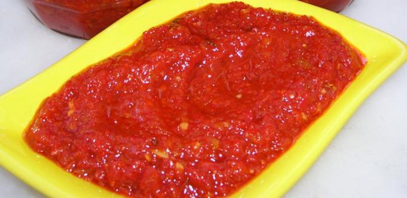 Domates Kırmızı Biber Sosu Tarifi ve Malzemeleri