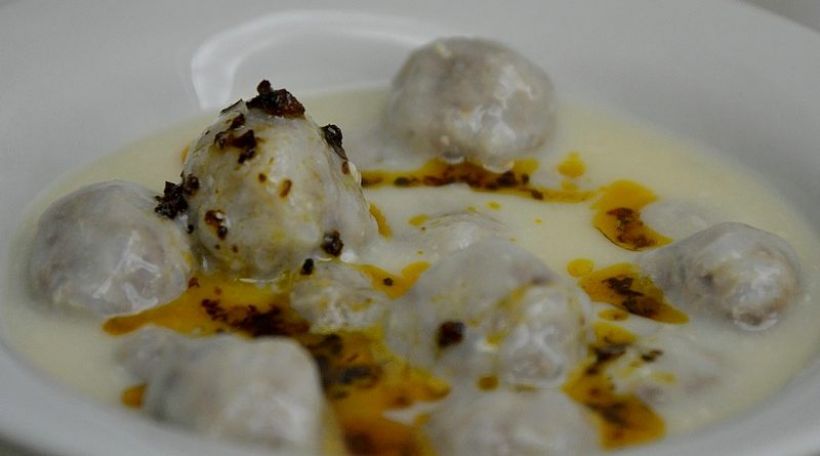 8 Kişilik Ekşili Köfte Çorbası Tarifi ve Malzemeleri