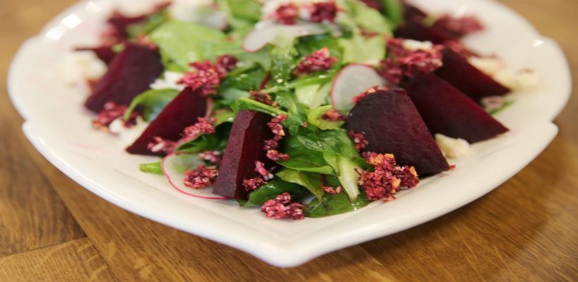 Elmalı Pancar Salatası Tarifi ve Malzemeleri