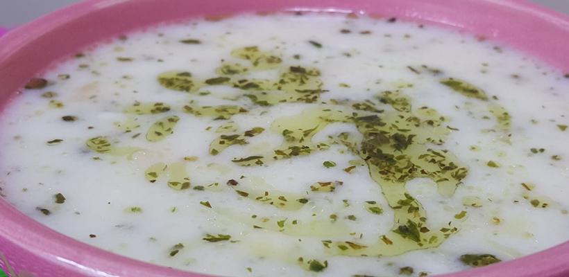 Erişteli Yoğurt Çorbası Tarifi ve Malzemeleri