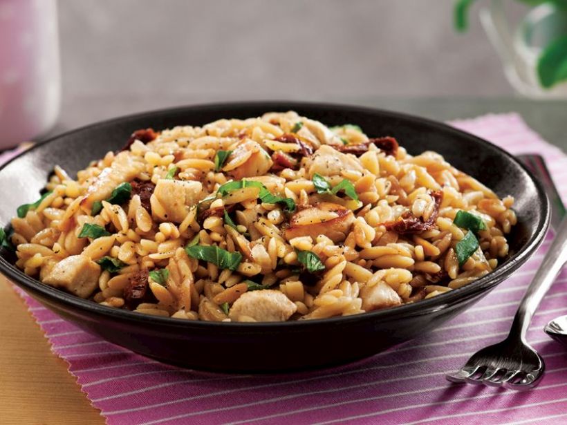 Etli Şehriye Pilavı Tarifi ve Malzemeleri