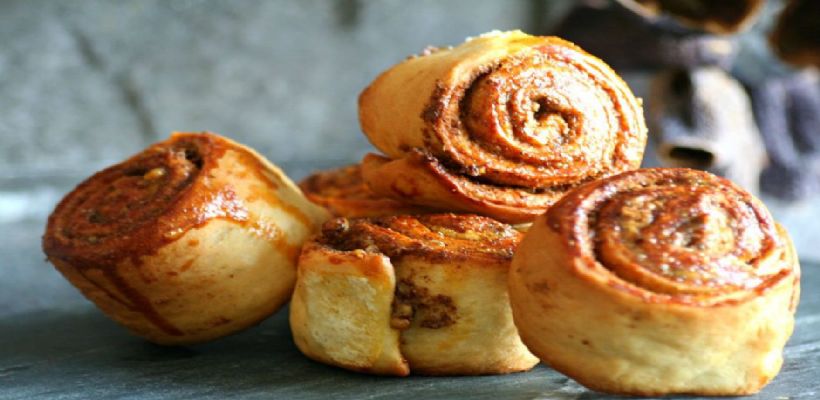 8 Kişilik Fırında Çörek Tarifi Tarifi ve Malzemeleri