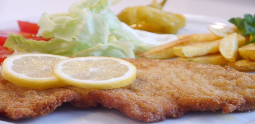 Galeta Unlu Tavuk Şinitzel Tarifi ve Malzemeleri