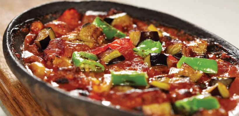 8 Kişilik Güveçte Sebzeli Köfte Tarifi ve Malzemeleri