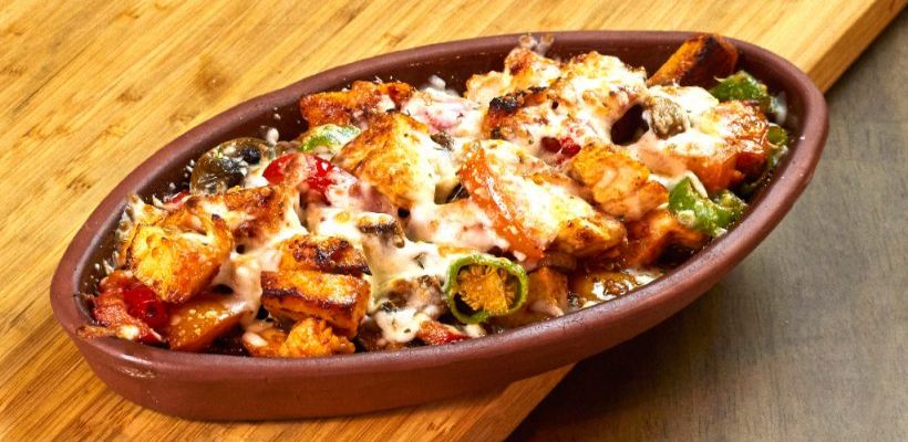 Güveçte Sebzeli Tavuk Tarifi ve Malzemeleri