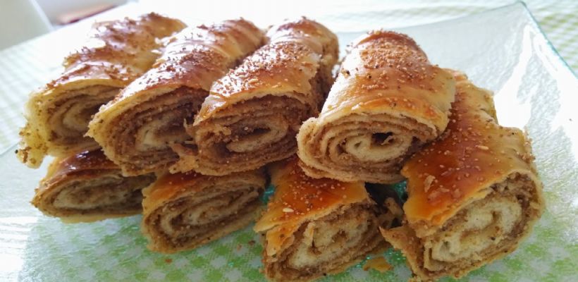 Haşhaşlı Rulo Poğaça Tarifi ve Malzemeleri