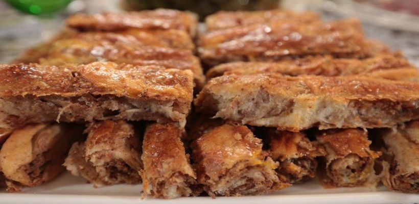 8 Kişilik Haşhaşlı Yumuşak Poğaça Tarifi ve Malzemeleri