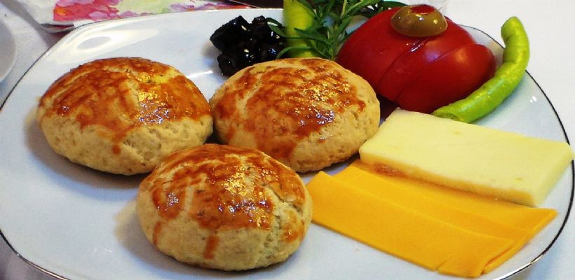 8 Kişilik Havuçlu Poğaça Tarifi ve Malzemeleri