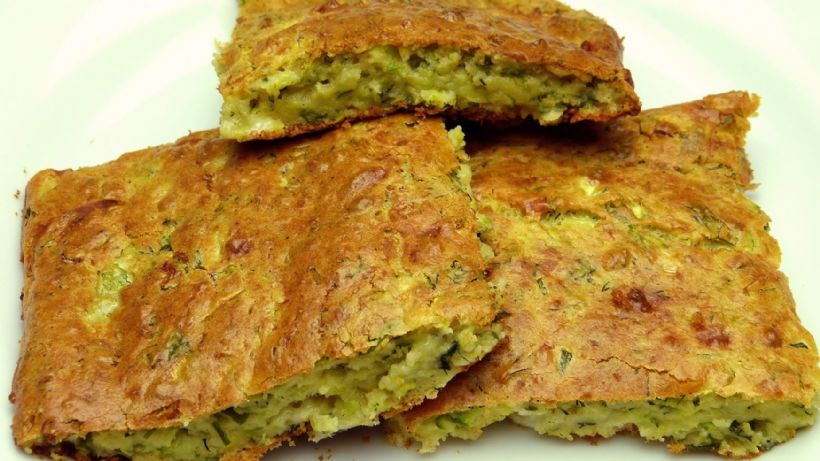 8 Kişilik Kabaklı Patatesli Kek Tarifi ve Malzemeleri