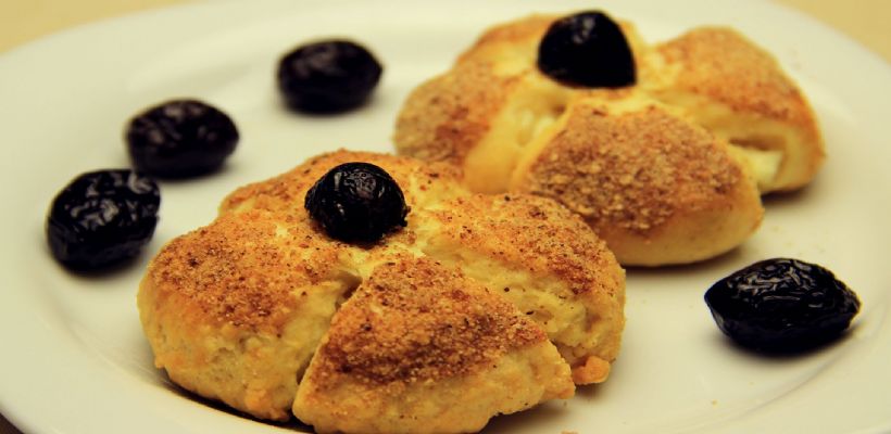 Kabartma Tozlu Yumuşak Poğaça Tarifi ve Malzemeleri