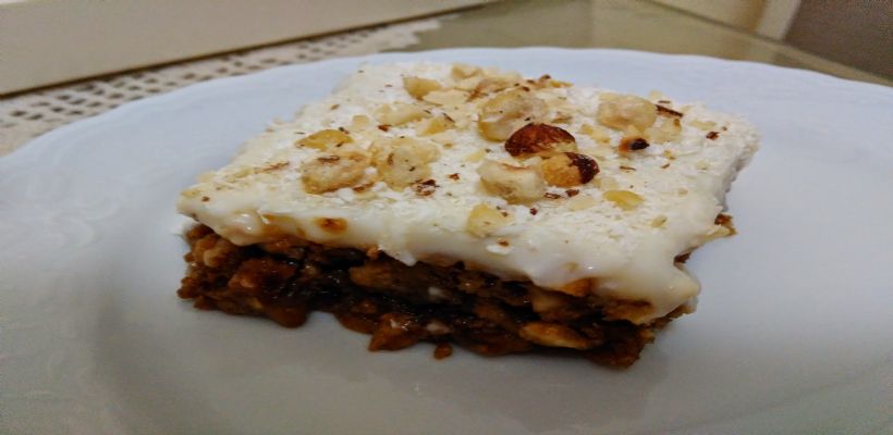 8 Kişilik Kahveli İncir Tatlısı Tarifi ve Malzemeleri