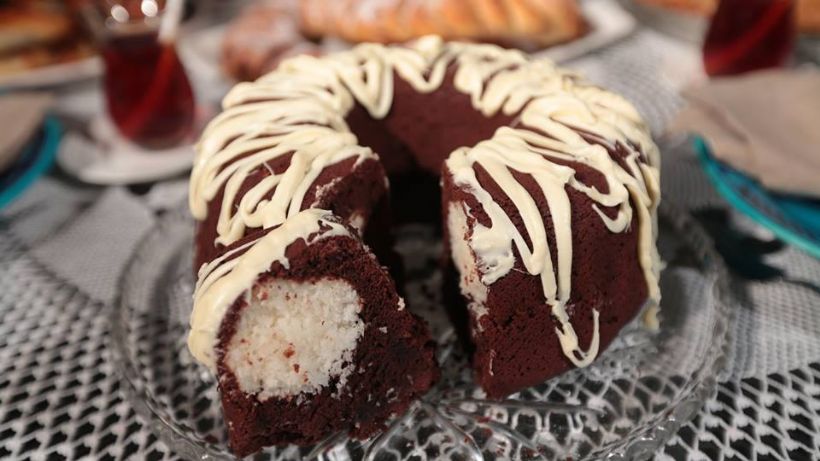 8 Kişilik Kakaolu Çaylı Kek Tarifi ve Malzemeleri