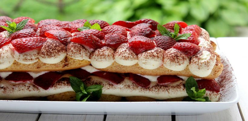 8 Kişilik Kedi Dili Bisküvili Pasta Tarifi ve Malzemeleri