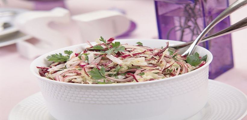 8 Kişilik Kırmızı Soğan Salatası Tarifi ve Malzemeleri