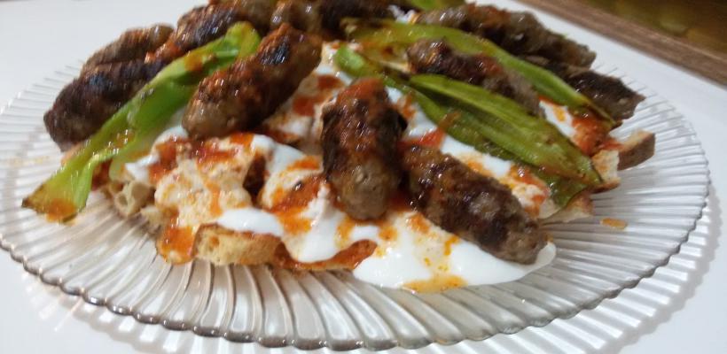8 Kişilik Köfteli İskender Tarifi ve Malzemeleri