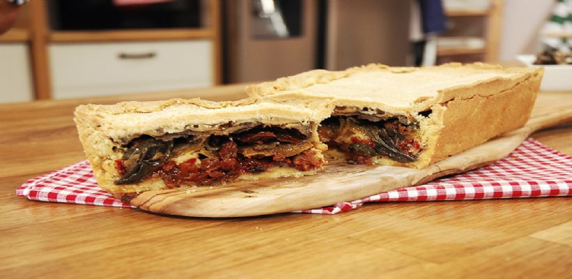 8 Kişilik Mantarlı Patlıcanlı Börek Tarifi ve Malzemeleri