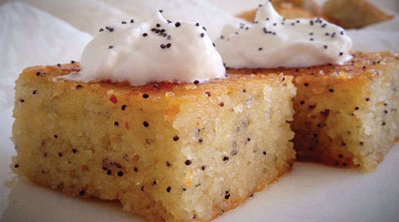 8 Kişilik Mavi Haşhaşlı Revani Tarifi ve Malzemeleri