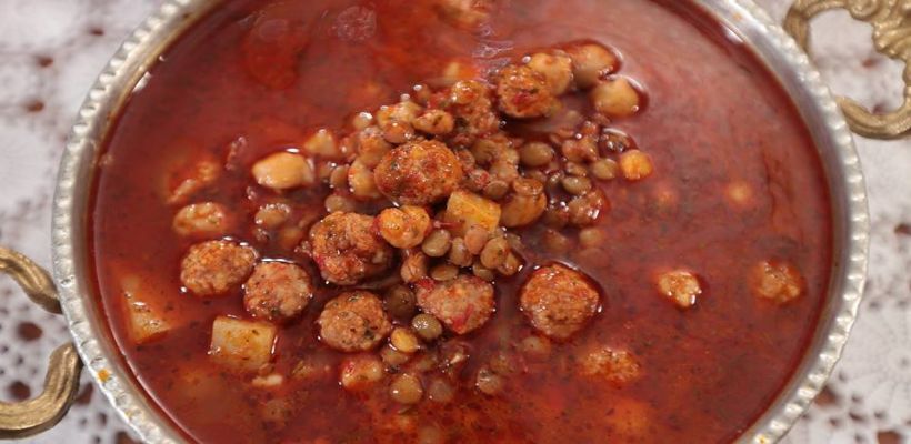 8 Kişilik Nohutlu Sulu Köfte Tarifi ve Malzemeleri