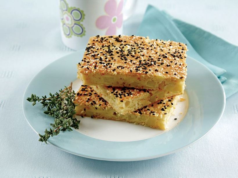 Patatesli Sosisli Kek Tarifi ve Malzemeleri