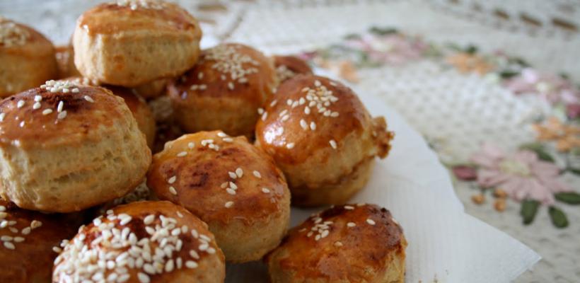 Peynirli Sakallı Poğaça