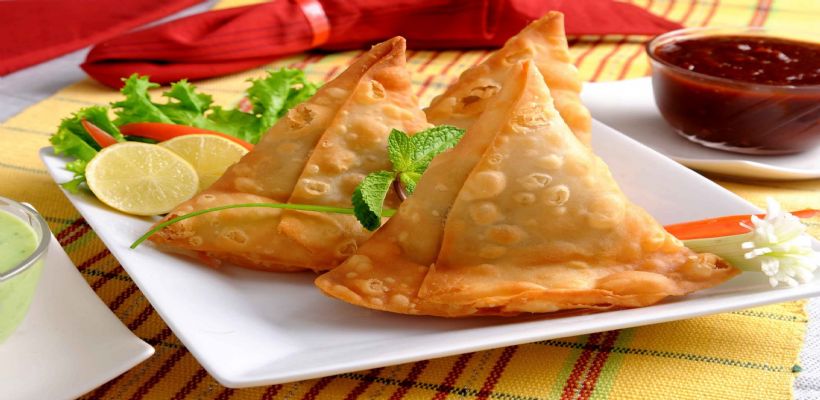 8 Kişilik Samosa Böreği Tarifi ve Malzemeleri