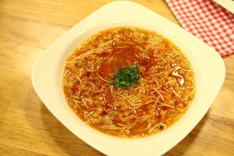 Sebzeli Şehriye Çorbası Tarifi ve Malzemeleri