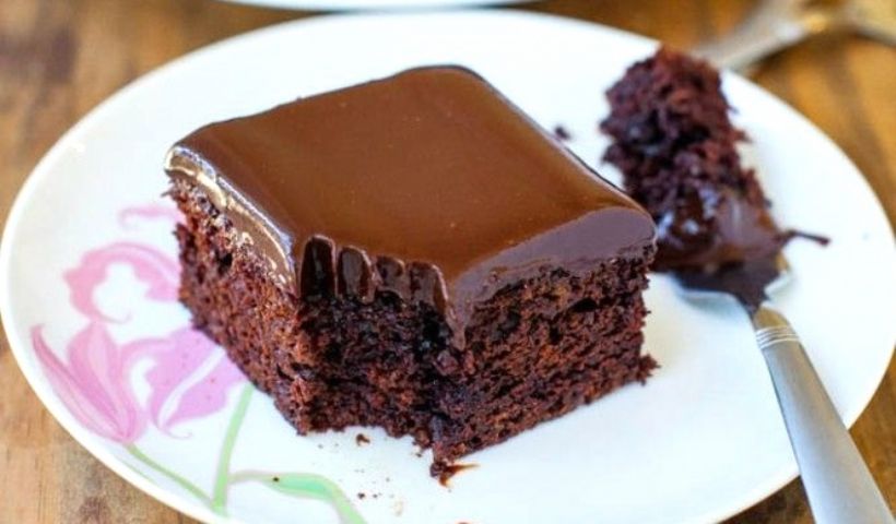 Soslu Islak Kek Tarifi ve Malzemeleri