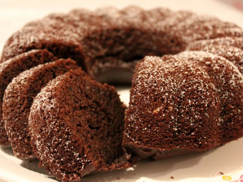 8 Kişilik Tahinli Kakaolu Kek Tarifi ve Malzemeleri