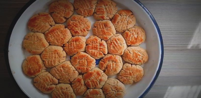 8 Kişilik Tahinli Tuzlu Kurabiye Tarifi ve Malzemeleri