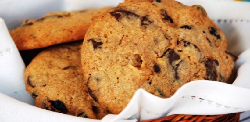 8 Kişilik Tarçınlı Üzümlü Kurabiye Tarifi ve Malzemeleri