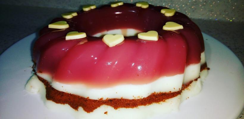 8 Kişilik Vişneli Prenses Tacı Tatlısı Tarifi ve Malzemeleri