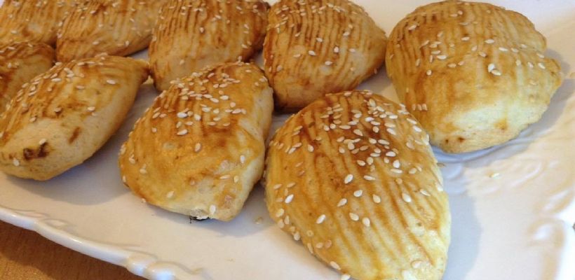 8 Kişilik Yoğurtlu Kabartma Tozlu Poğaça Tarifi ve Malzemeleri