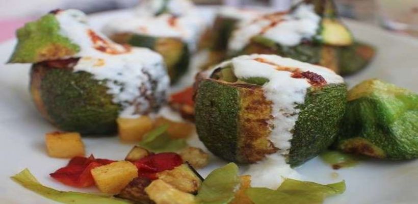 Yoğurtlu Patlıcan Kızartması Tarifi ve Malzemeleri