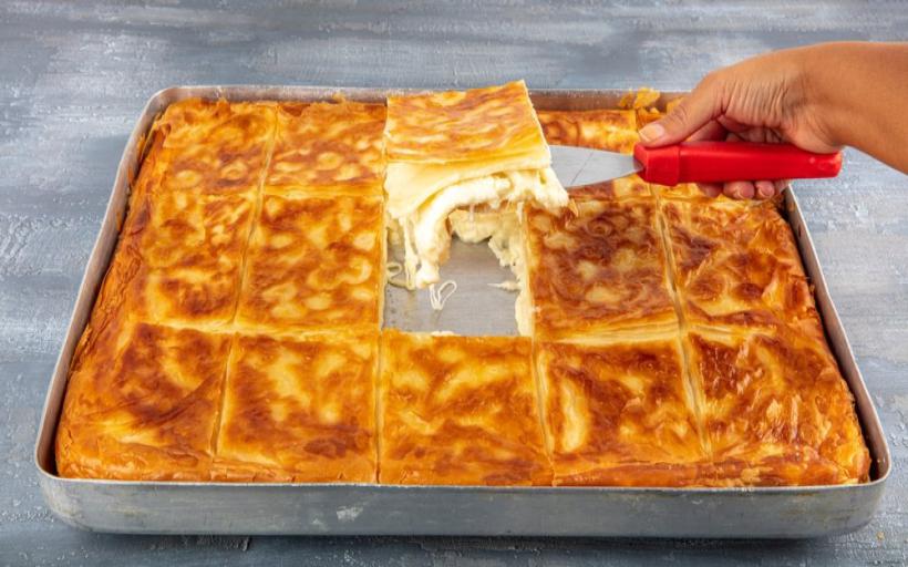 8 Kişilik Sodalı Yalancı Su Böreği Tarifi ve Malzemeleri