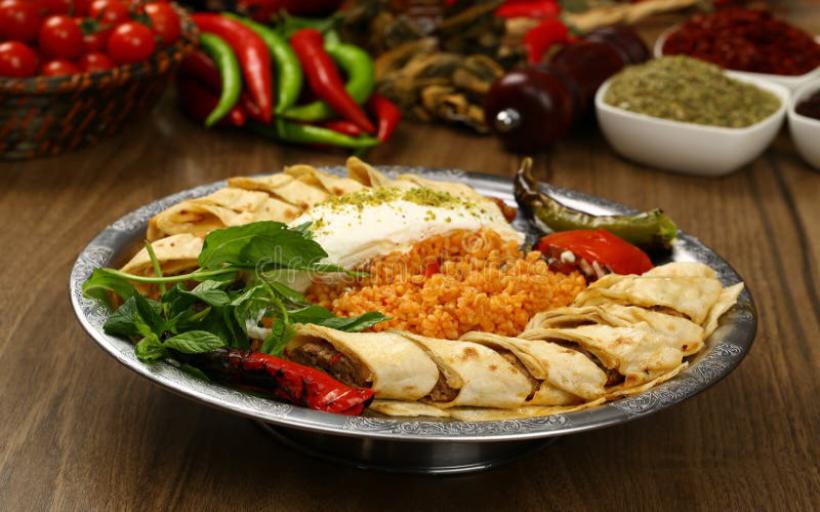 8 Kişilik Yufkalı Beyti Kebabı Tarifi ve Malzemeleri